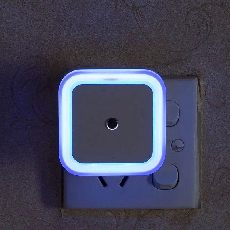 Veilleuse prise capteur lumière | SquareLuz